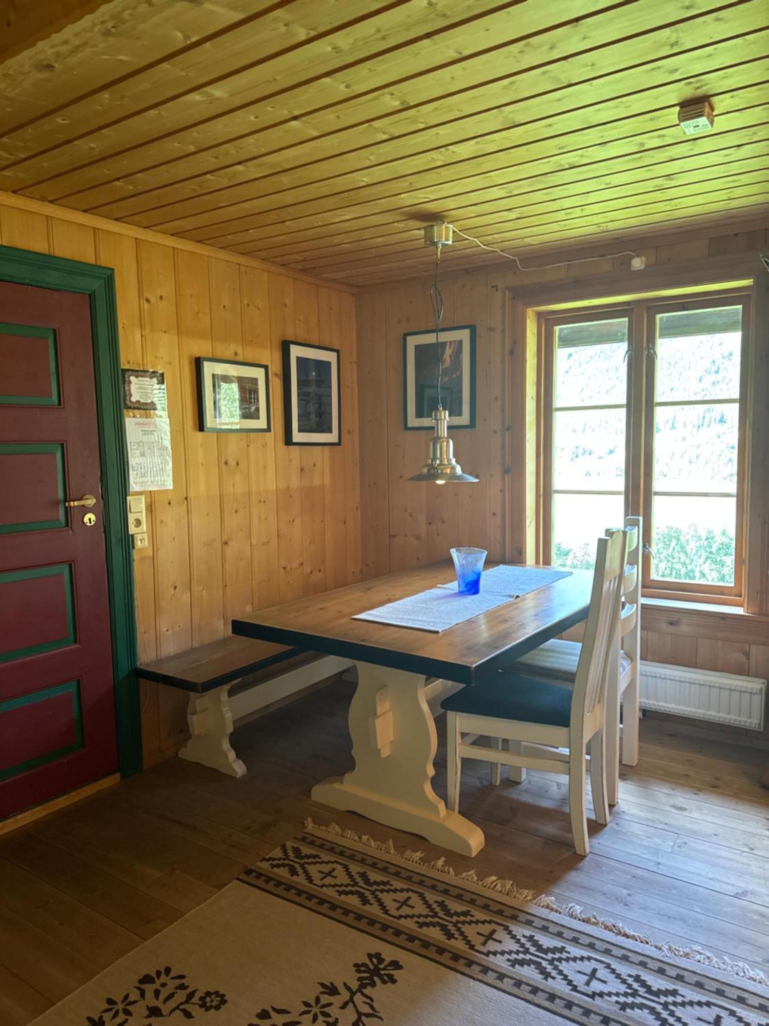 Villa Kvaale Gard à Lom Extérieur photo