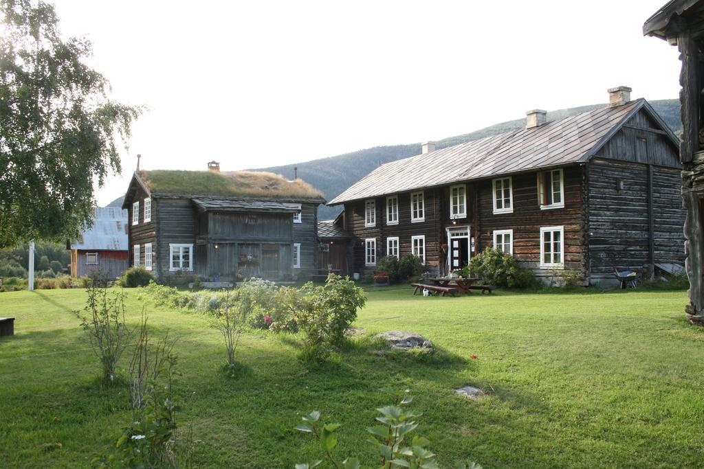 Villa Kvaale Gard à Lom Extérieur photo