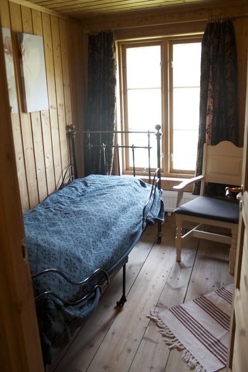 Villa Kvaale Gard à Lom Chambre photo